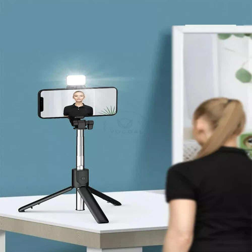 Selfie Stick With LED Light Wireless Bluetooth Foldable Mini Tripod Stand Mobile Holder With Fill Shutter Remote Control For IOS Android - Black